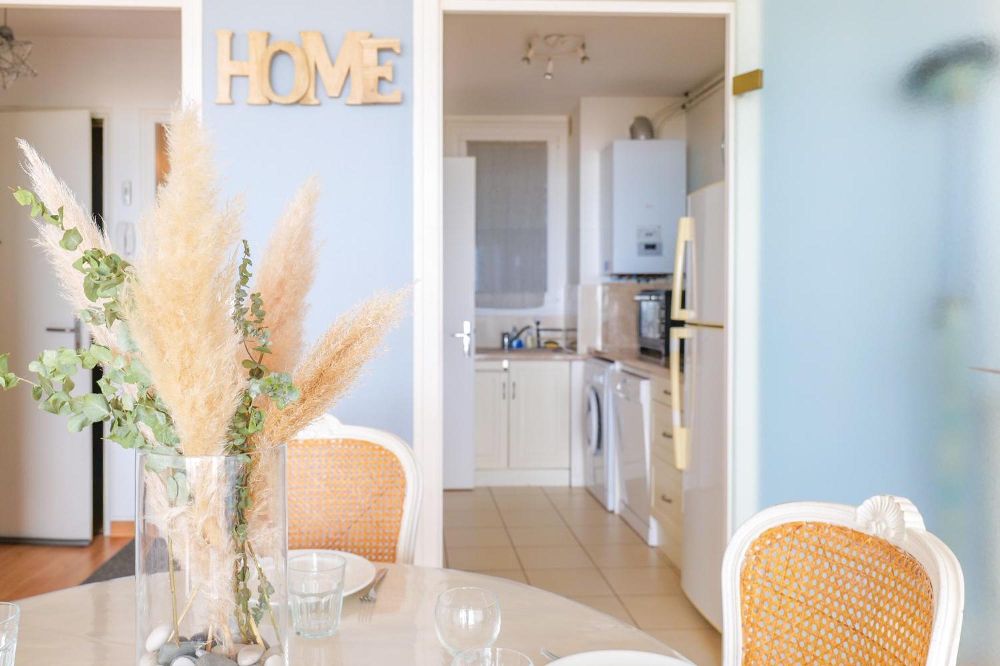 Appartement Avec Vue Sur La Baie Des Sables D'Olonne - 4 Personnes Ле-Сабль-д’Олон Экстерьер фото