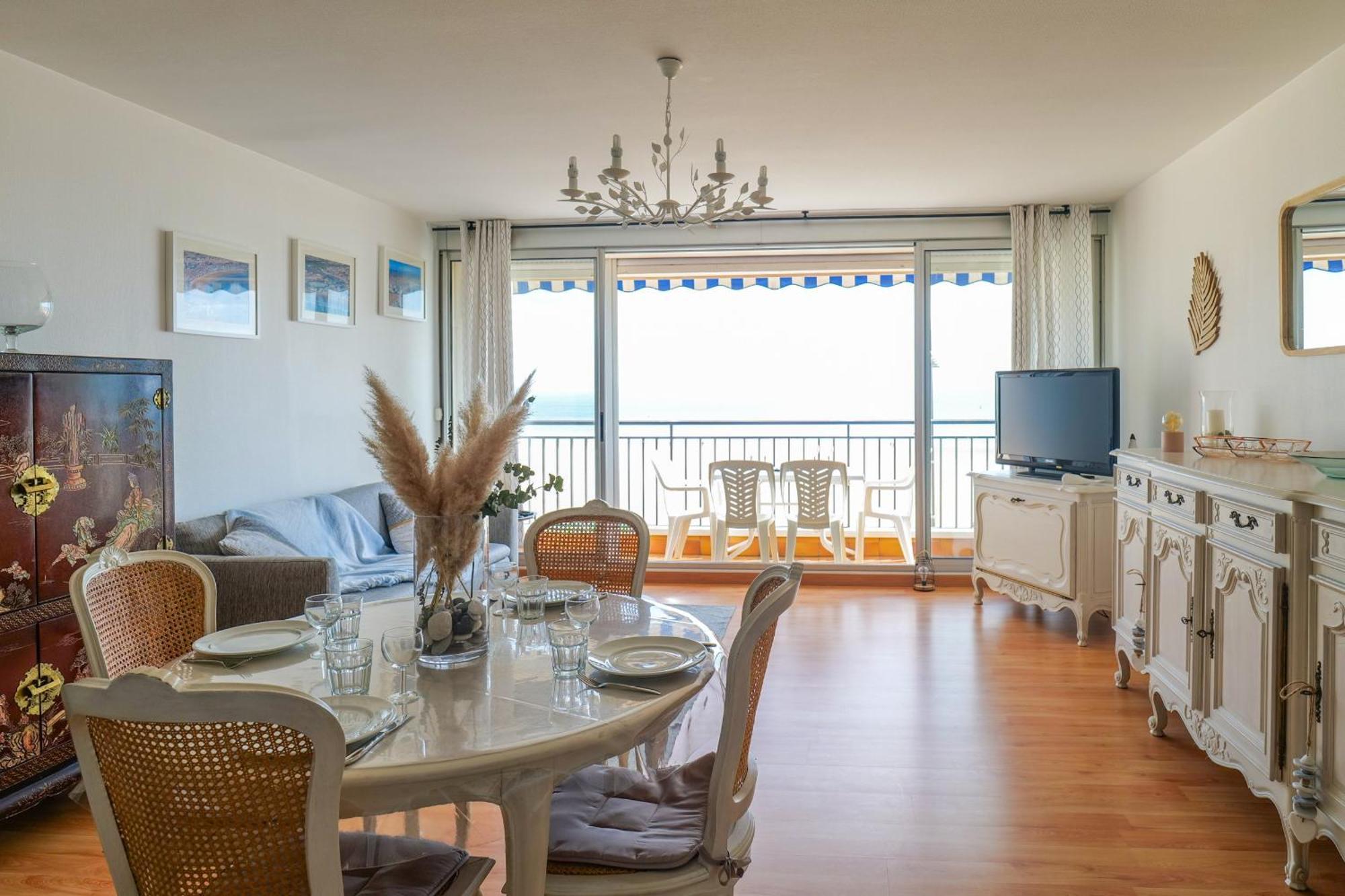 Appartement Avec Vue Sur La Baie Des Sables D'Olonne - 4 Personnes Ле-Сабль-д’Олон Экстерьер фото
